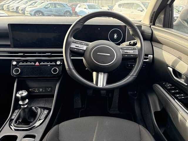 Hyundai TUCSON 1.6 T-GDi Advance SUV 5dr Petrol Manual Euro 6 (s/s) (160 ps) Atlas White