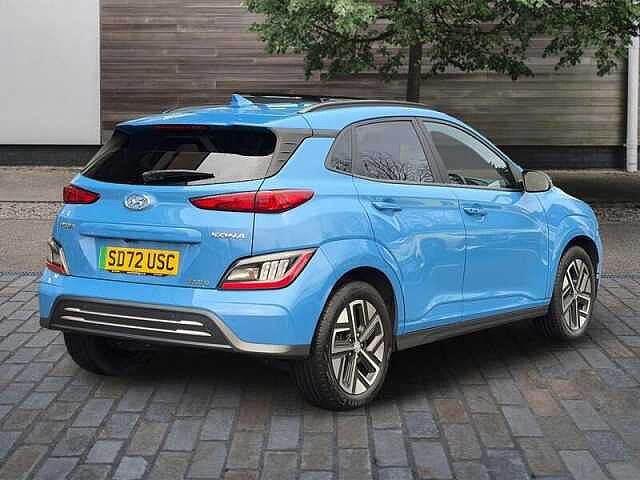 Hyundai KONA 64kWh Premium SUV 5dr Electric Auto (10.5kW Charger) (204 ps) Surfy Blue