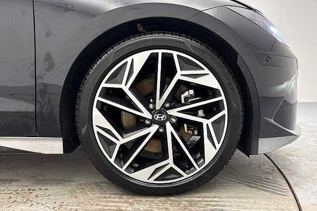 Hyundai i10 1.0 Advance Hatchback 5dr Petrol Auto Euro 6 (s/s) (63 ps)