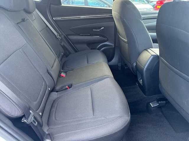 Hyundai TUCSON 1.6 T-GDi SE Connect SUV 5dr Petrol Manual Euro 6 (s/s) (150 ps) White