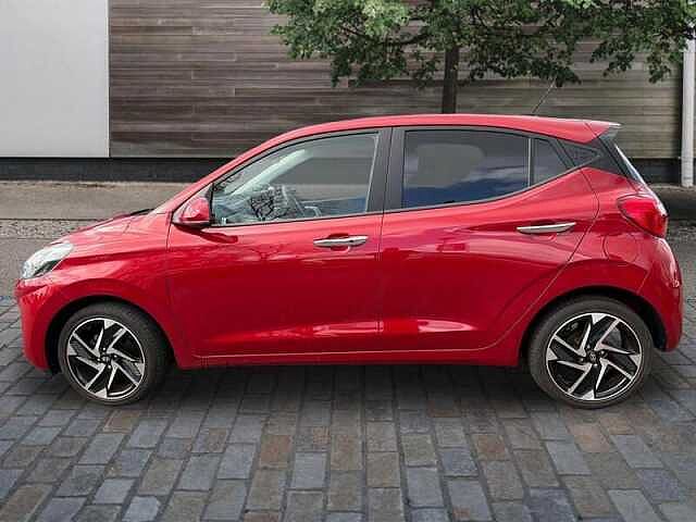 Hyundai I10 1.0 Premium Hatchback 5dr Petrol Auto Euro 6 (s/s) (63 ps) Dragon Red