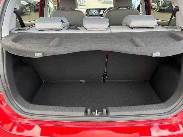 Hyundai I10 1.0 Premium Hatchback 5dr Petrol Auto Euro 6 (s/s) (63 ps) Dragon Red