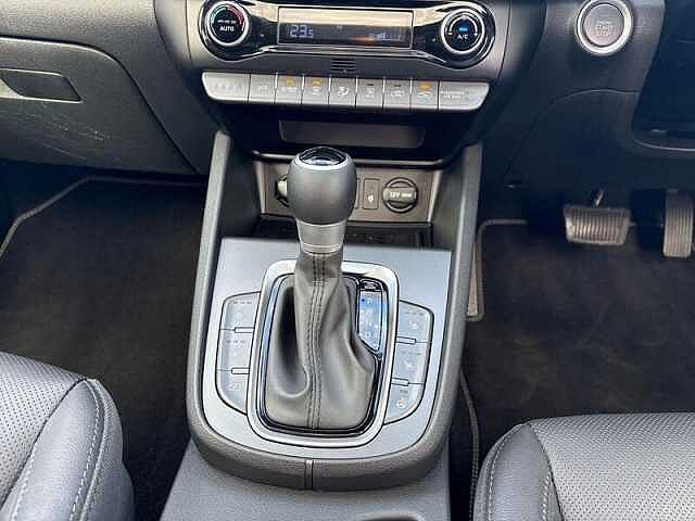 Hyundai KONA 1.6 h-GDi Ultimate SUV 5dr Petrol Hybrid DCT Euro 6 (s/s) (141 ps) Red