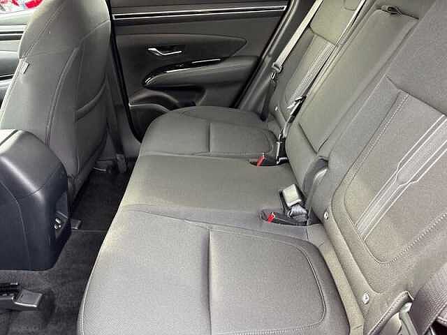 Hyundai TUCSON 1.6 h T-GDi SE Connect SUV 5dr Petrol Hybrid Auto Euro 6 (s/s) (230 ps) Engine Red