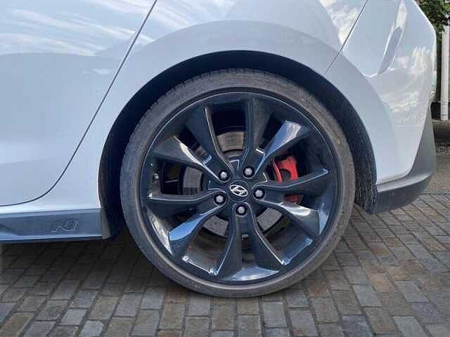 Hyundai I30 2.0 T-GDi N Performance Hatchback 5dr Petrol Manual Euro 6 (s/s) (275 ps) Polar White