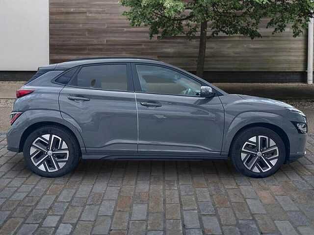 Hyundai KONA 64kWh Ultimate SUV 5dr Electric Auto (10.5kW Charger) (204 ps)