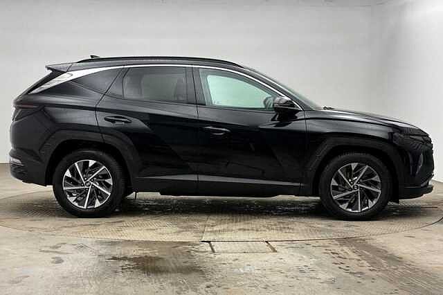 Hyundai TUCSON 1.6 T-GDi Premium SUV 5dr Petrol Manual Euro 6 (s/s) (150 ps) Phantom Black