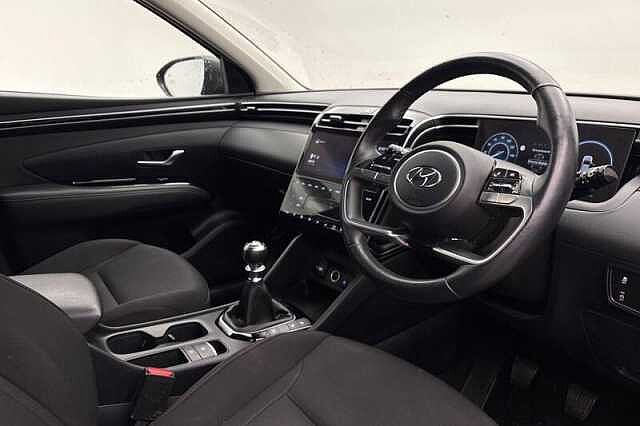Hyundai TUCSON 1.6 T-GDi Premium SUV 5dr Petrol Manual Euro 6 (s/s) (150 ps) Phantom Black