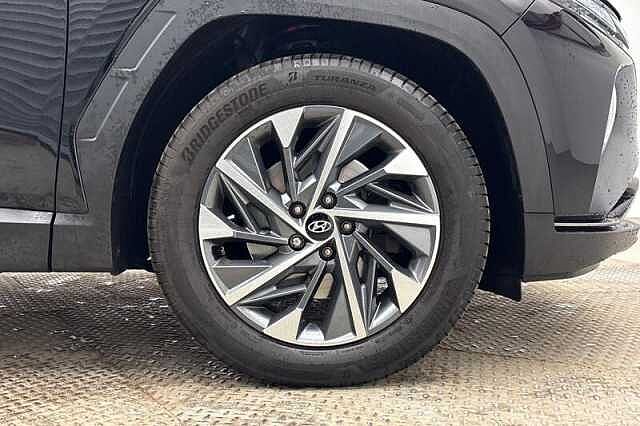 Hyundai TUCSON 1.6 T-GDi Premium SUV 5dr Petrol Manual Euro 6 (s/s) (150 ps) Phantom Black