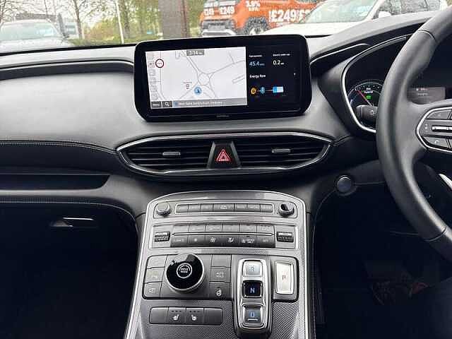 Hyundai SANTA FE 1.6 h T-GDi Premium SUV 5dr Petrol Hybrid Auto Euro 6 (s/s) (230 ps) Silver