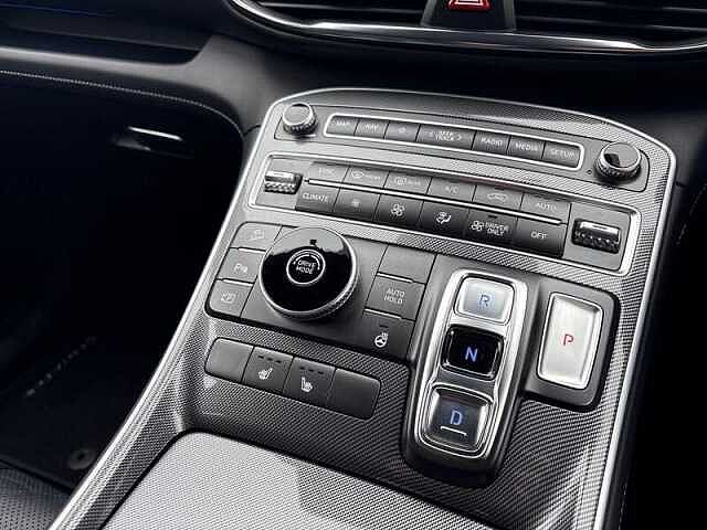 Hyundai SANTA FE 1.6 h T-GDi Premium SUV 5dr Petrol Hybrid Auto Euro 6 (s/s) (230 ps)