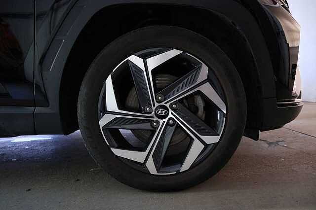 Hyundai TUCSON 1.6 T-GDi N Line S SUV 5dr Petrol Manual Euro 6 (s/s) (160 ps) Abyss Black