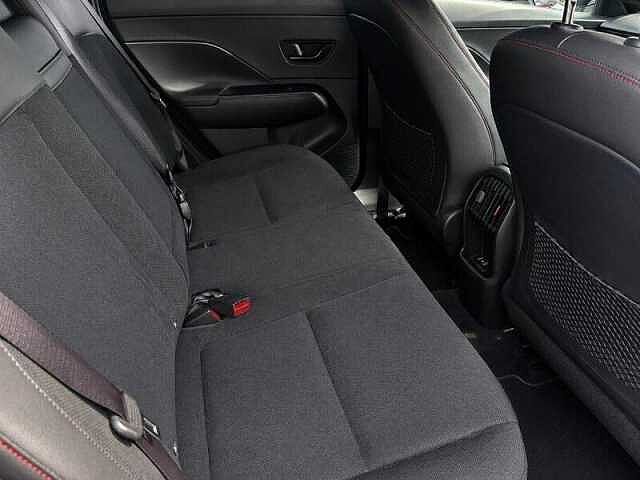 Hyundai KONA 1.6 h-GDi N Line S SUV 5dr Petrol Hybrid DCT Euro 6 (s/s) (141 ps) Atlas White