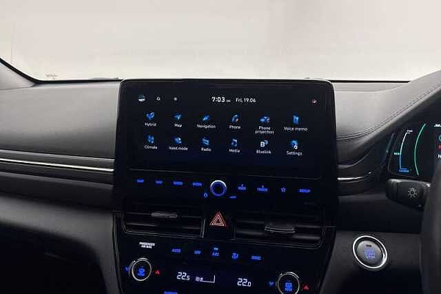 Hyundai IONIQ 1.6 h-GDi Premium SE Hatchback 5dr Petrol Hybrid DCT Euro 6 (s/s) (141 ps)