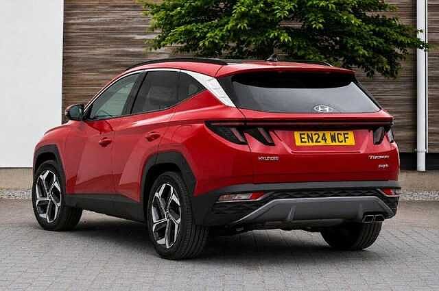Hyundai TUCSON 1.6 T-GDi 13.8kWh Ultimate SUV 5dr Petrol Plug-in Hybrid Auto 4WD Euro 6 (s/s) ( Engine Red