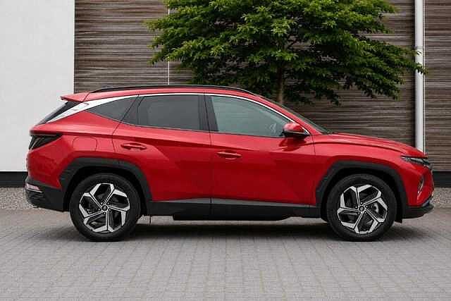 Hyundai TUCSON 1.6 T-GDi 13.8kWh Ultimate SUV 5dr Petrol Plug-in Hybrid Auto 4WD Euro 6 (s/s) ( Engine Red