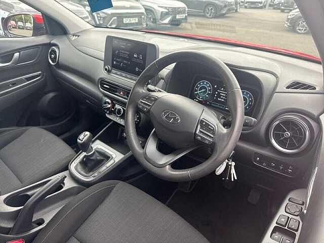 Hyundai KONA 1.0 T-GDi MHEV SE Connect SUV 5dr Petrol Hybrid Manual Euro 6 (s/s) (120 ps) Red