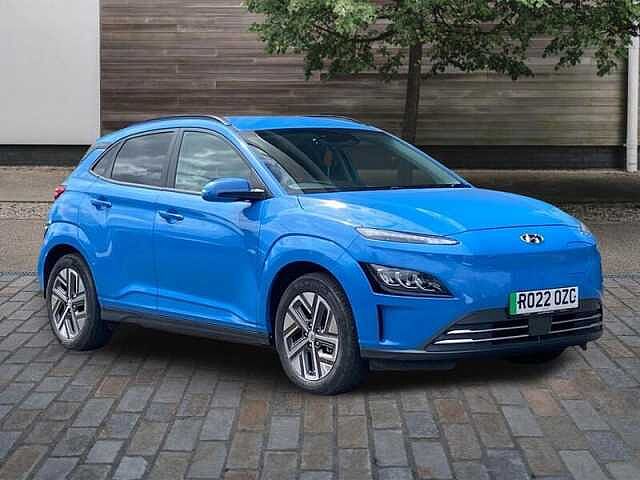 Hyundai KONA 64kWh Premium SUV 5dr Electric Auto (10.5kW Charger) (204 ps)