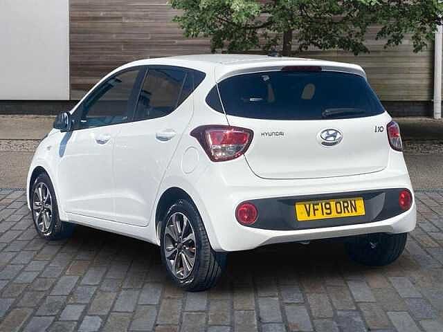 Hyundai i10 1.0 Play Hatchback 5dr Petrol Manual Euro 6 (67 ps)