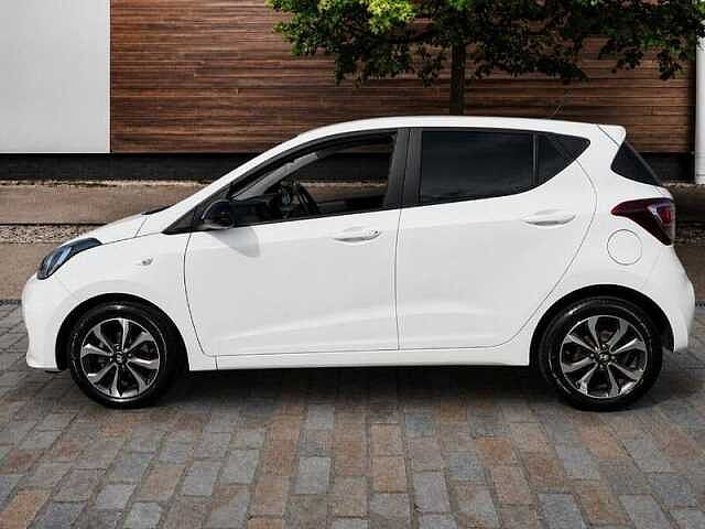 Hyundai i10 1.0 Play Hatchback 5dr Petrol Manual Euro 6 (67 ps)