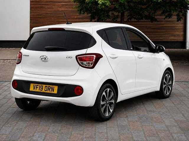 Hyundai i10 1.0 Play Hatchback 5dr Petrol Manual Euro 6 (67 ps)