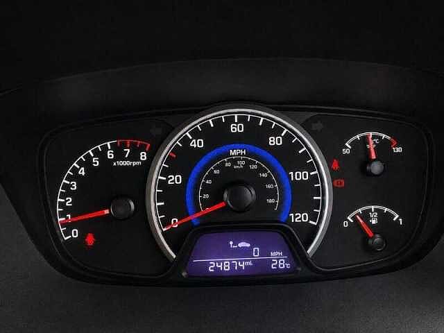 Hyundai i10 1.0 Play Hatchback 5dr Petrol Manual Euro 6 (67 ps)