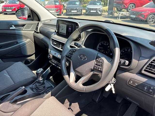 Hyundai TUCSON 1.6 GDi SE Nav SUV 5dr Petrol Manual Euro 6 (s/s) (132 ps)