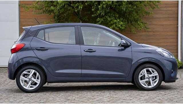 Hyundai i10 1.0 SE Connect Hatchback 5dr Petrol Manual Euro 6 (s/s) (67 ps)
