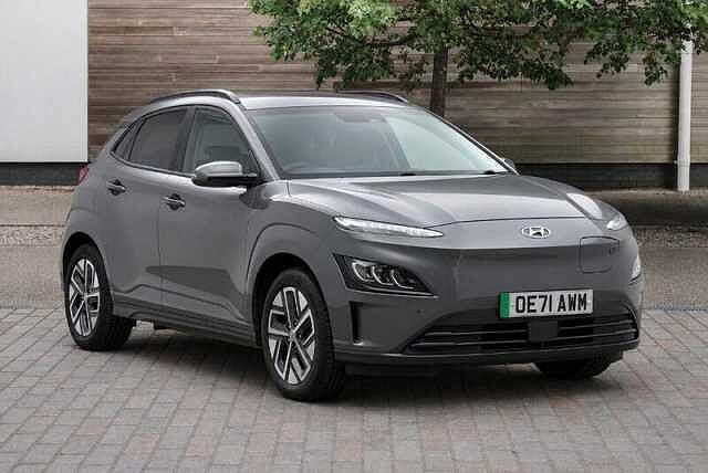Hyundai KONA 64kWh Premium SUV 5dr Electric Auto (10.5kW Charger) (204 ps)