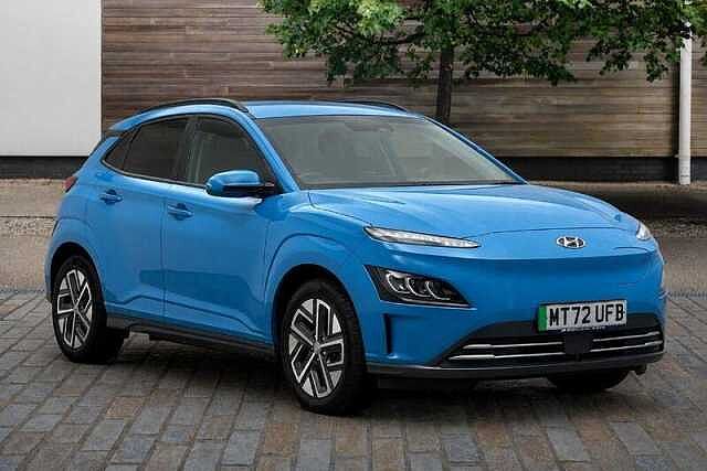 Hyundai KONA 64kWh Premium SUV 5dr Electric Auto (10.5kW Charger) (204 ps)