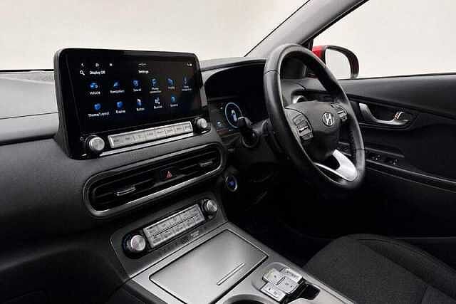 Hyundai KONA 64kWh Premium SUV 5dr Electric Auto (10.5kW Charger) (204 ps)