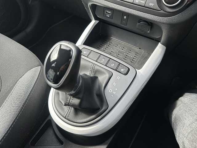 Hyundai i10 1.2 MPi Premium 5dr Auto