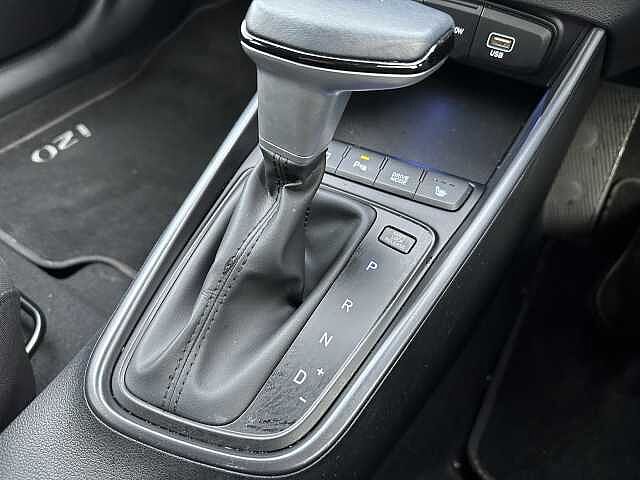 Hyundai I20 1.0T GDi Premium 5dr DCT Phantom Black