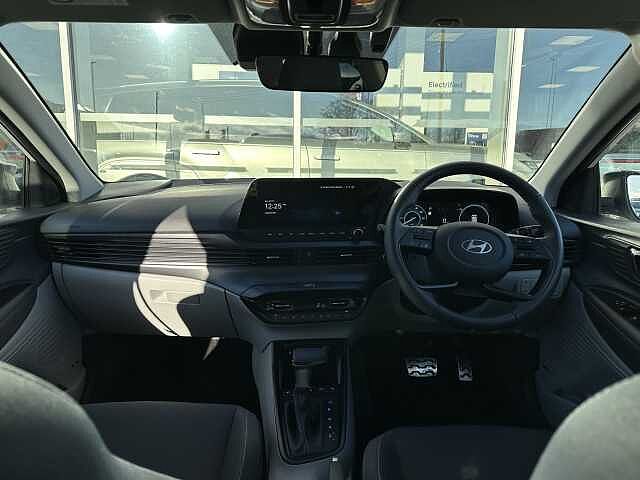 Hyundai BAYON 1.0 TGDi Ultimate 5dr DCT Atlas White