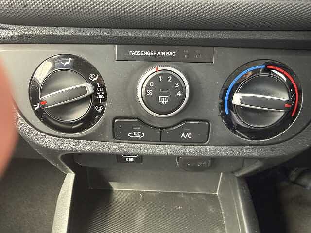 Hyundai i10 1.0 MPi SE Connect 5dr