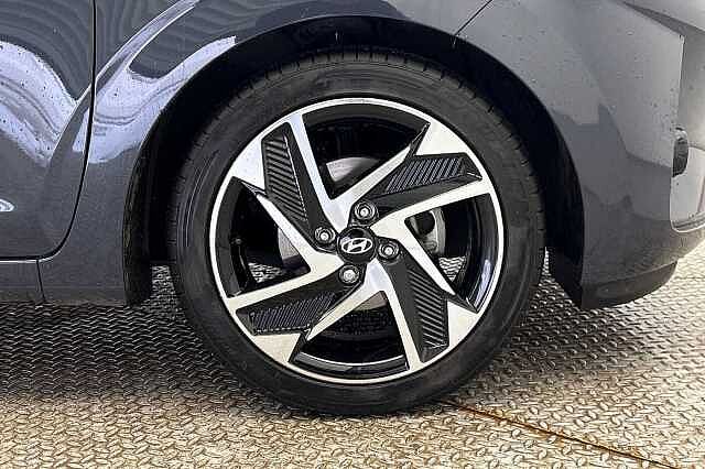 Hyundai i10 1.2 [79] Premium 5dr Auto [Nav]
