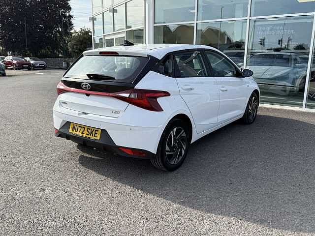 Hyundai I20 1.0T GDi 48V MHD SE Connect 5dr White