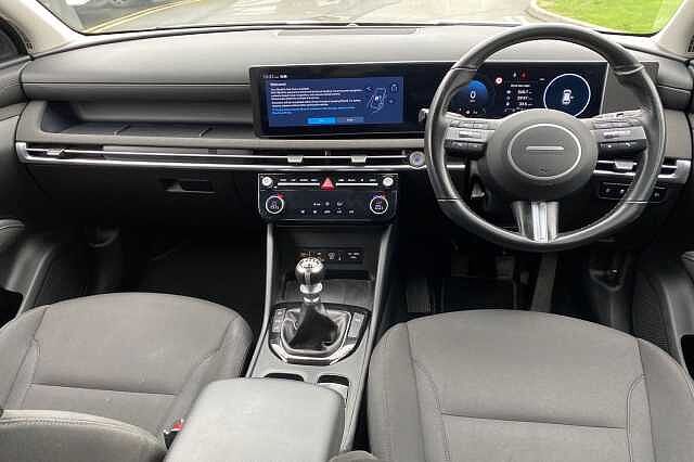 Hyundai TUCSON 1.6T Advance 5dr Atlas White