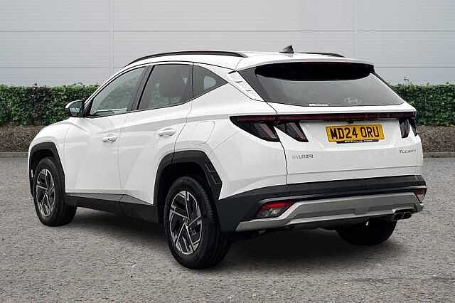 Hyundai TUCSON 1.6T Advance 5dr Atlas White