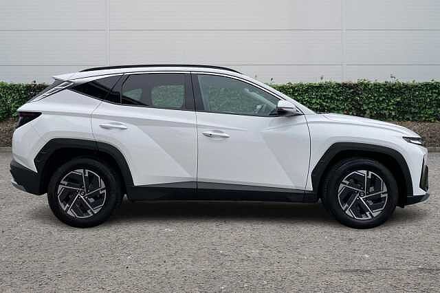 Hyundai TUCSON 1.6T Advance 5dr Atlas White