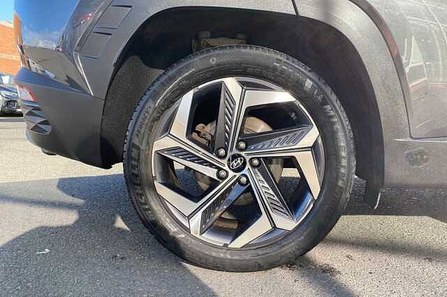 Hyundai TUCSON 1.6 TGDi Hybrid 230 Premium 5dr 2WD Auto Dark Knight Grey