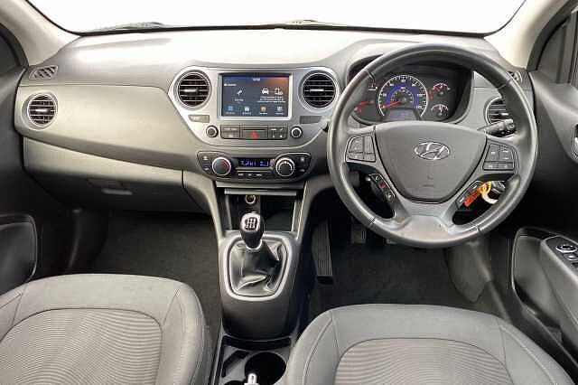 Hyundai I10 1.0 Premium 5dr Polar White