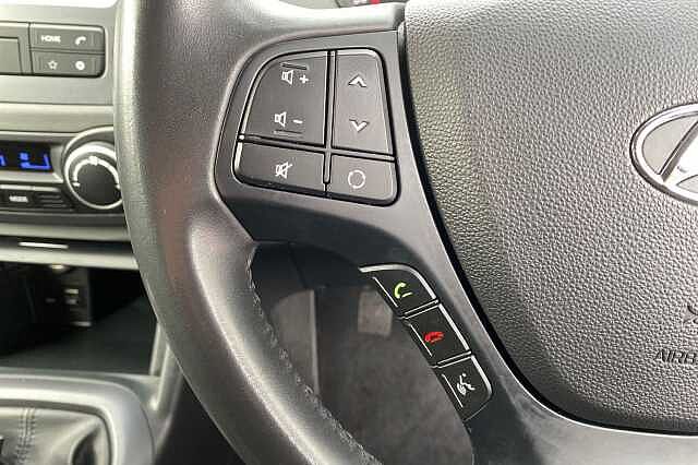 Hyundai I10 1.0 Premium 5dr Polar White