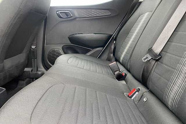 Hyundai I10 1.0 MPi SE Connect 5dr Polar White