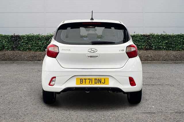 Hyundai I10 1.0 MPi SE Connect 5dr Polar White