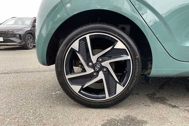 Hyundai I10 1.2 [79] Premium 5dr Auto [Nav] Mangrove Green