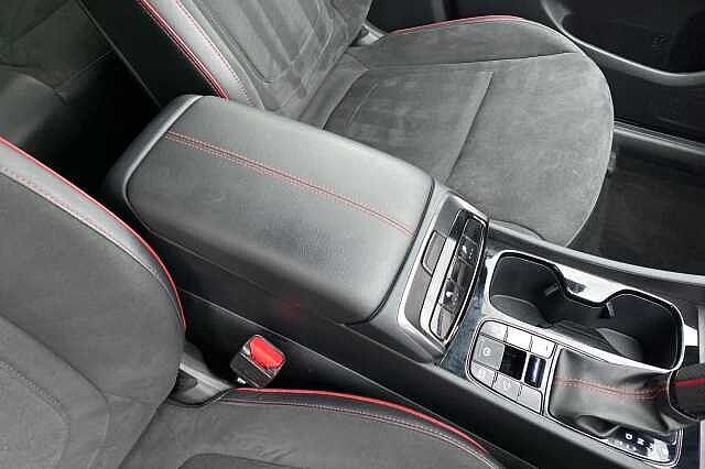 Hyundai TUCSON 1.6 TGDi 48V MHD N Line 5dr 2WD DCT Shimmering Silver