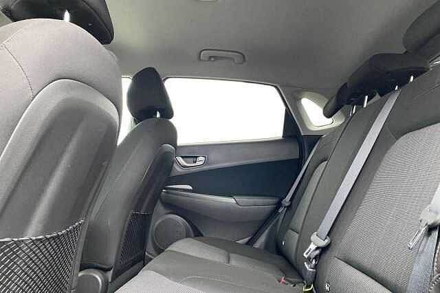 Hyundai Kona 1.6 h-GDi Premium SUV 5dr Petrol Hybrid DCT Euro 6 (s/s) (141 ps)