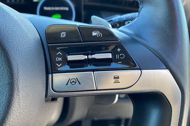 Hyundai TUCSON 1.6 h T-GDi Premium SUV 5dr Petrol Hybrid Auto Euro 6 (s/s) (230 ps) Shimmering Silver