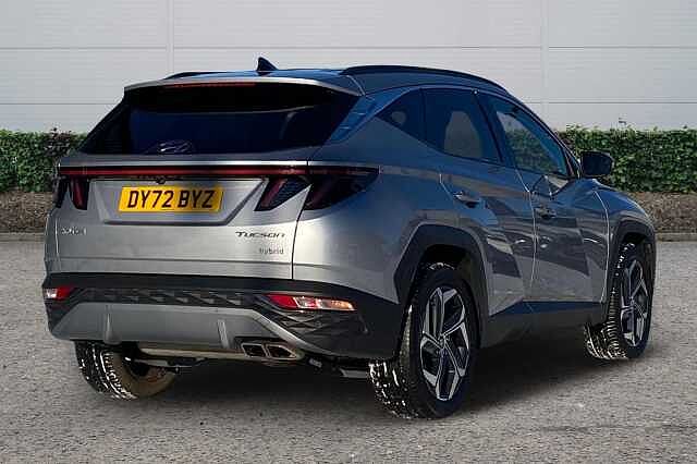Hyundai TUCSON 1.6 h T-GDi Premium SUV 5dr Petrol Hybrid Auto Euro 6 (s/s) (230 ps) Shimmering Silver